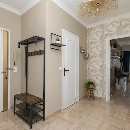 Apartament Breathtaking Panoramic View Of ! *