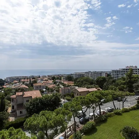 Breathtaking Panoramic View Of ! شقة *